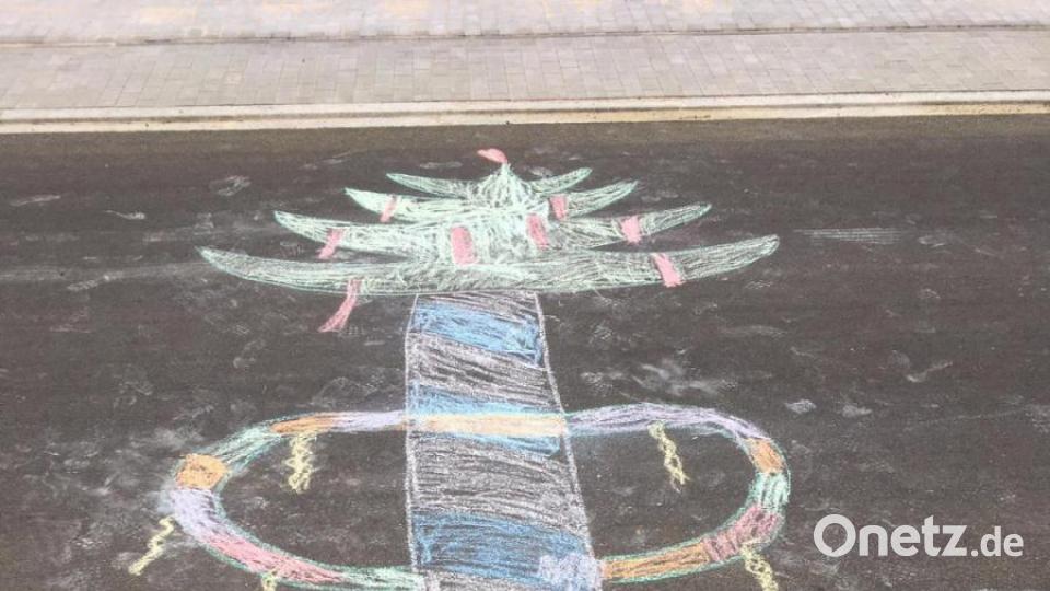Krummennaaber Maibaum Malaktion Bild: nza