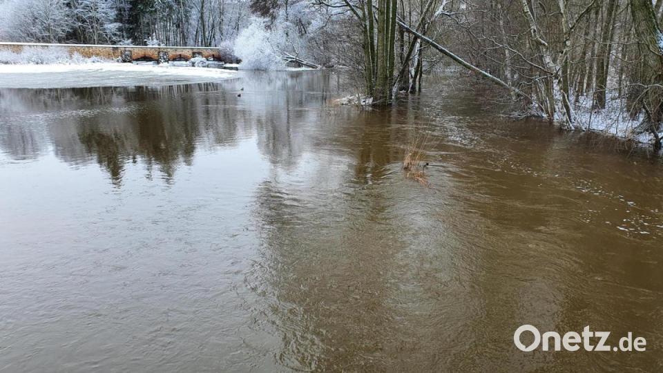 Vom Holzsteg in der Stegwiesenstraße Richtung Klostermauer. Bild: hmr