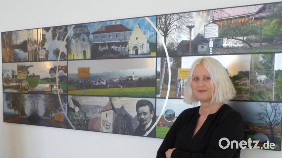 Dieses Wandbild ziert den Sitzungssaal der Marktgemeinde. Bild: fsb