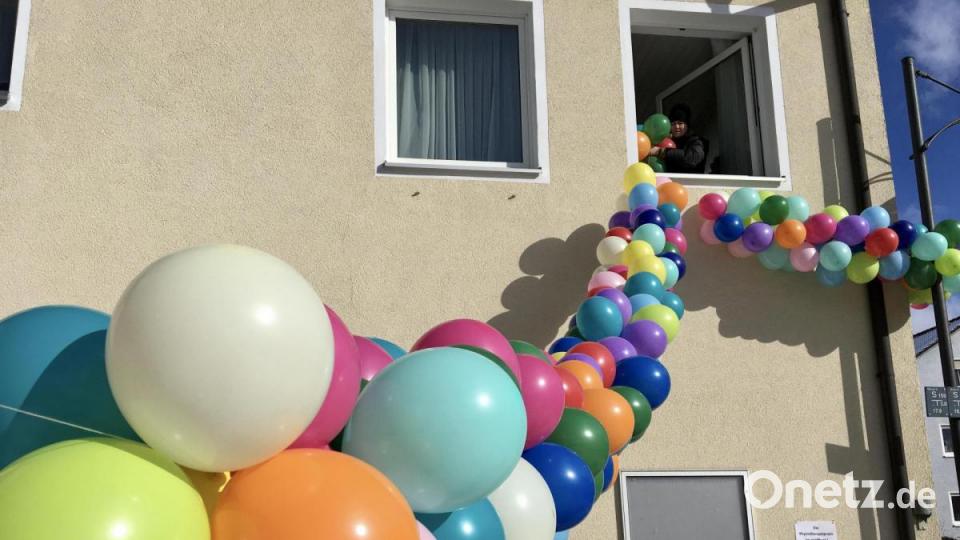 Der Gaudiwurm 2021 muss ausfallen, die Faschingsgaudi nicht: Die Kindergarde des Heimat- und Kulturvereins hat Freudenberg bunt gemacht. Bild: gri