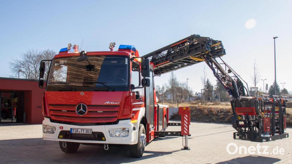 Die neue Drehleiter der Feuerwehr Tirschenreuth. Bild: Feuerwehr Tirschenreuth/exb