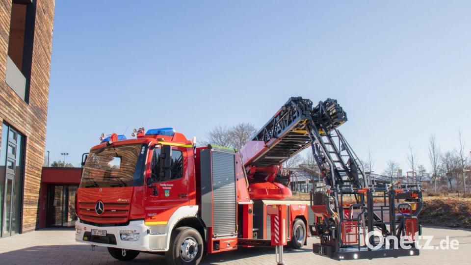 Die neue Drehleiter der Feuerwehr Tirschenreuth. Bild: Feuerwehr Tirschenreuth/exb