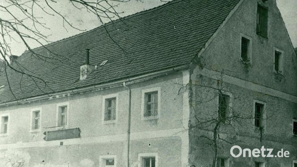 Der Gleiritscher &quot;Wirt&quot; war damals ein imposantes Gebäude, das bereits über ein Obergeschoss verfügte. Bild: Archiv Köppl
