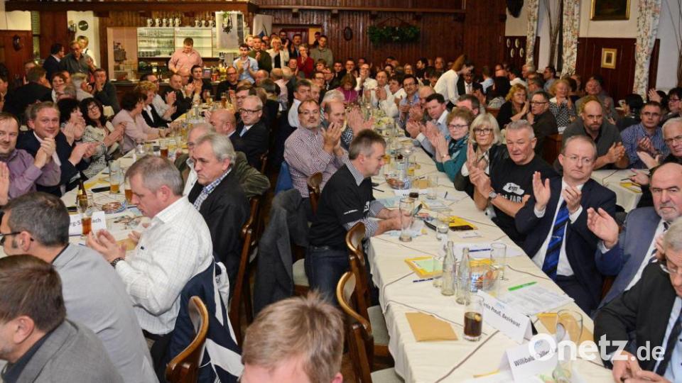 Die CSU-Nominierungskonferenz für das Bundestags-Direktmandat im Wahlkreis Amberg fand am 17. November 2016 in Kastl statt. Archivbild: Petra Hartl