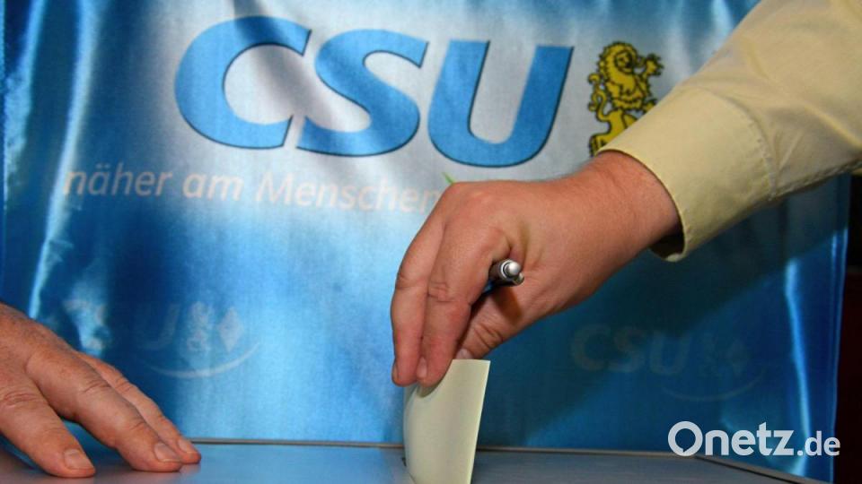 Die CSU-Nominierungskonferenz für das Bundestags-Direktmandat im Wahlkreis Amberg fand am 17. November 2016 in Kastl statt. Archivbild: Petra Hartl