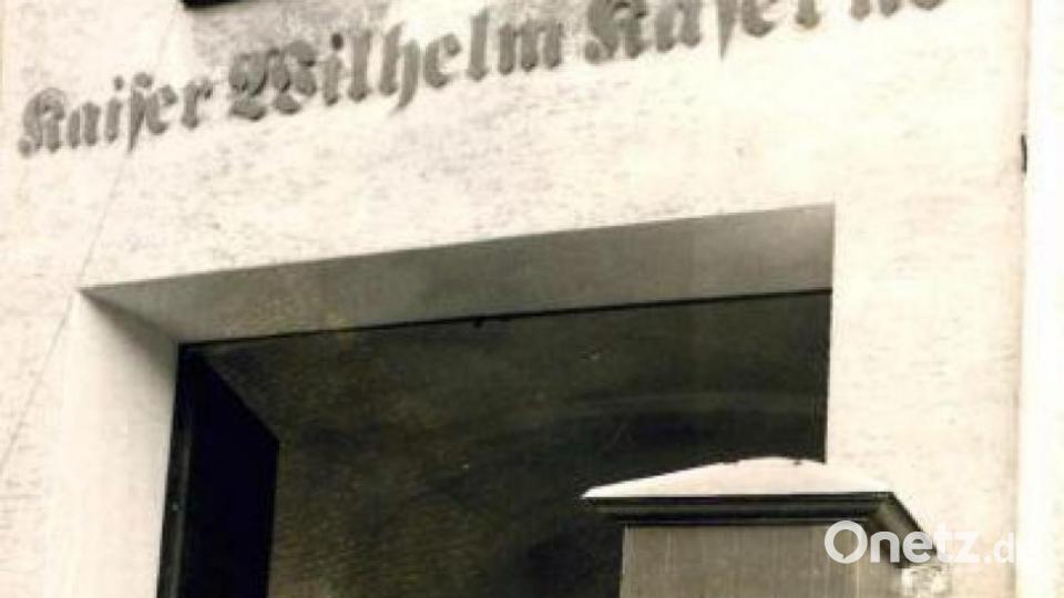 Hereinspaziert: ein Tag der offenen Tür in der KWK im September 1988. Bild: Heider/AZ-Archiv
