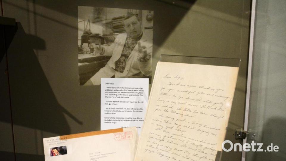 Das Prunkstück der Ausstellung: Ein Brief, den Elvis im Jahr 1960 an den Hirschauer Lokalreporter Sepp Müller schrieb. Lange Zeit galt das Original als verschollen. Bild: gsb