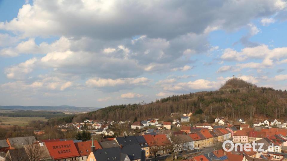 Der Gasthof zur Sonne und das Rathaus in der Mitte kommen deutlich zur Geltung. Bild: rpp