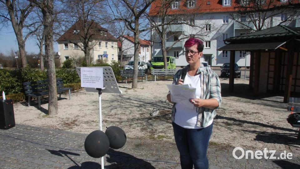 Hauptrednerin war Manueal Görschel, die die Veranstaltung auch initiiert hatte. Bild: wro