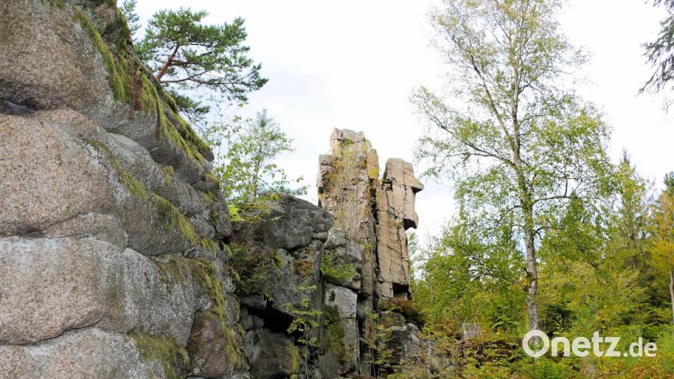 Auf den Zipfeltannenfelsen stößt man bei einer Tour auf dem Waldhistorischen Lehrpfad. Archivbild: bsc
