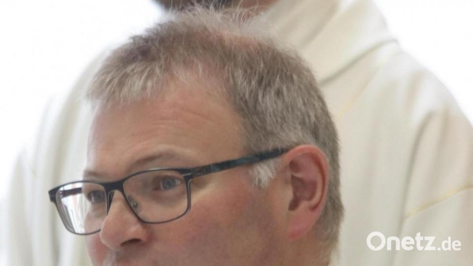 Domkapitular Johann Ammer. Der geborene Niederbayer aus Hinzlbach in der Gemeinde Weng wirkt als Stellvertretender Leiter der Hauptabteilung Pastorale Dienste im Bischöflichen Ordinariat Regensburg. Bild: mfh