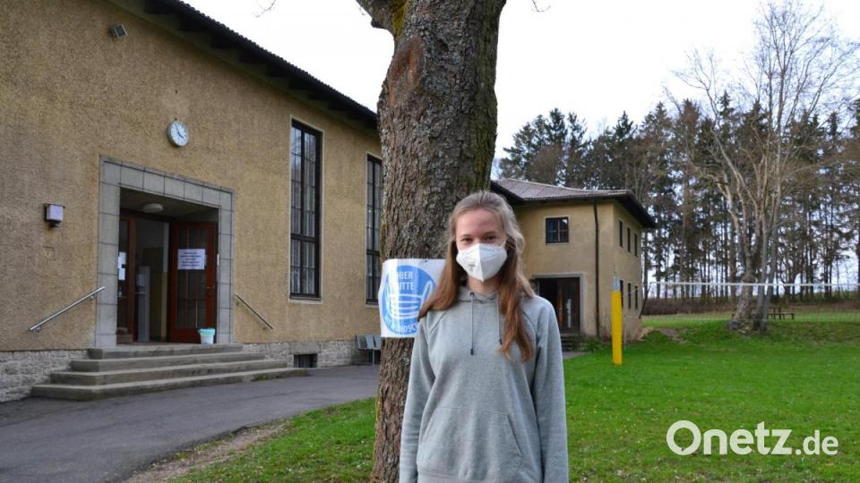 Die 16-jährige Milena Klöble wurde von ihrer Mutter zur Blutentnahme gefahren. Bild: kaz