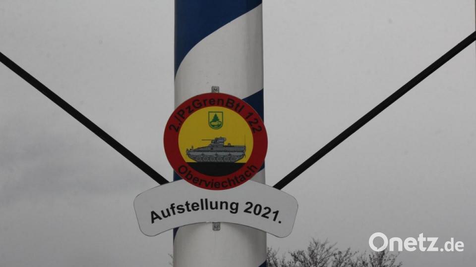 Das Schild mit der Jahreszahl der Aufstellung Bild: frd