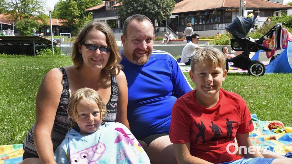 Im Sulzbach-Rosenberger Waldbad darf Familie Keil nur zwei Stunden bleiben. Deswegen bevorzugt sie zurzeit das Amberger Hockermühlbad. Bild: Petra Hartl