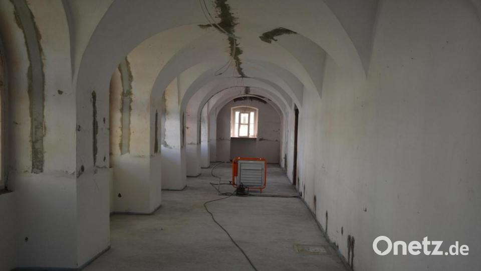 Hier soll es einmal Ausstellungen und Präsentationen geben. Bis zuletzt war in diesem Bereich die Stadtbücherei untergebracht. Bild: jr