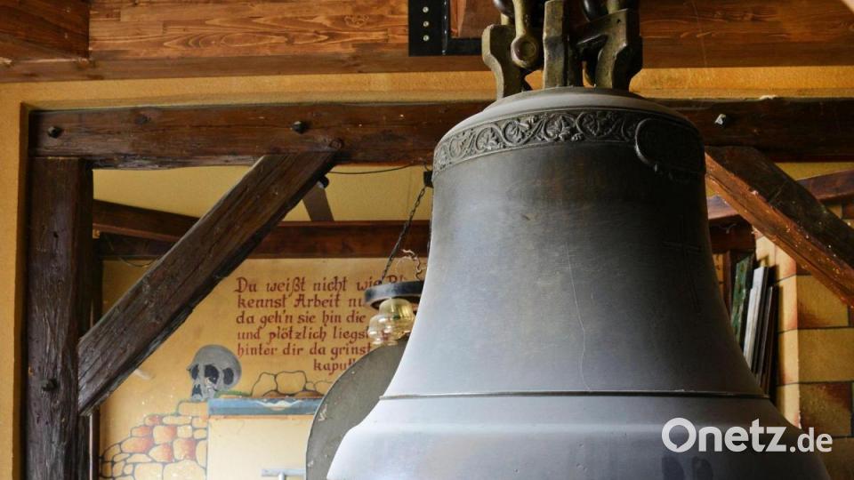 Die Glocke oben in der Gaststube - einfach himmlisch. Sie hängt auch nach der Renovierung noch. Archivbild: Petra Hartl