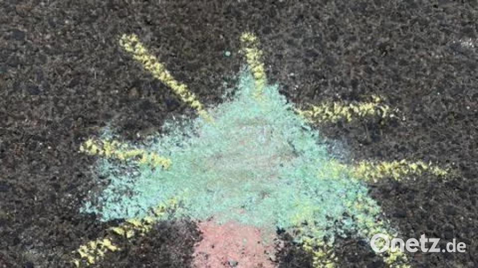 Krummennaaber Maibaum Malaktion Bild: nza