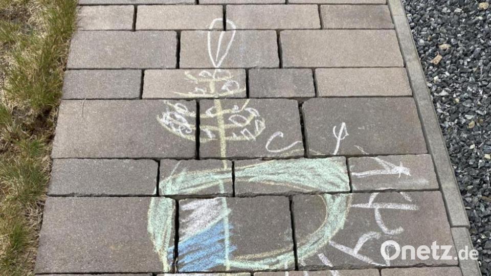 Krummennaaber Maibaum Malaktion Bild: nza