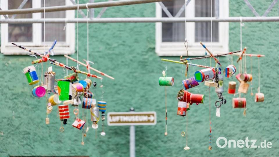 Auch diese Kleininstallation ist in Amberg zu sehen. Bild: Marcus Rebmann