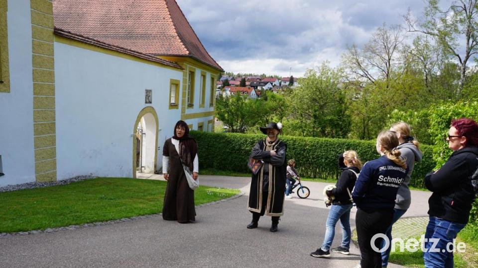 Die Maid erzählt von der "Weißen Frau". Bild: wec