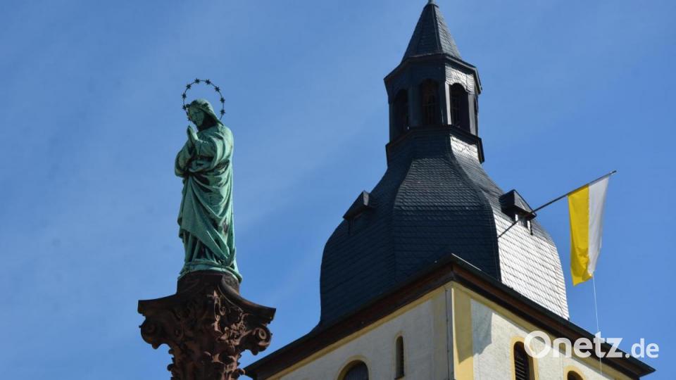 Offiziell gefeiert wurde auch das 125-jährige Bestehen der Mariensäule. Bild: jr