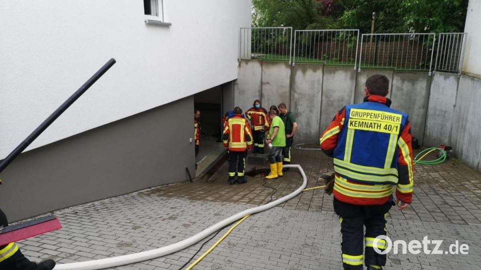 Auch eine Tiefgarage in der Bürgermeister-Högl-Straße in Kemnath lief voll Wasser. Bild: mde