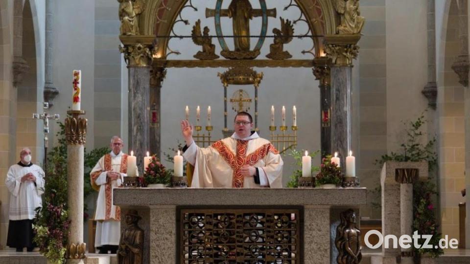 Am Samstag erhielt Bruder Michael aus Erbendorf in St. Ottilien seine Weihe zum Priester. Bild: Bruder Elias Max König OSB/Kloster St. Ottilien/exb
