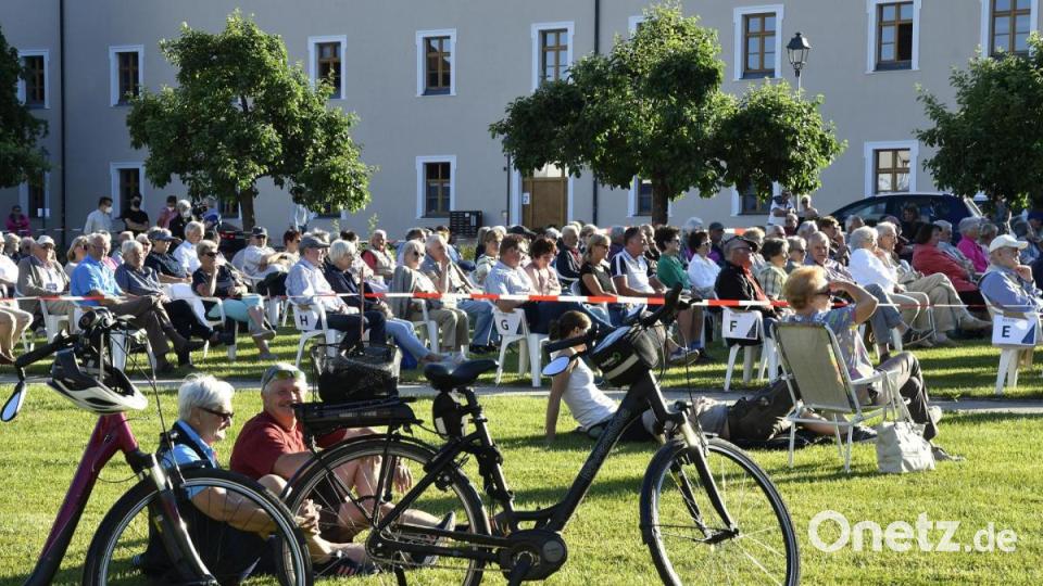 Sonntagsserenade im Maltesergarten. Bild: Petra Hartl