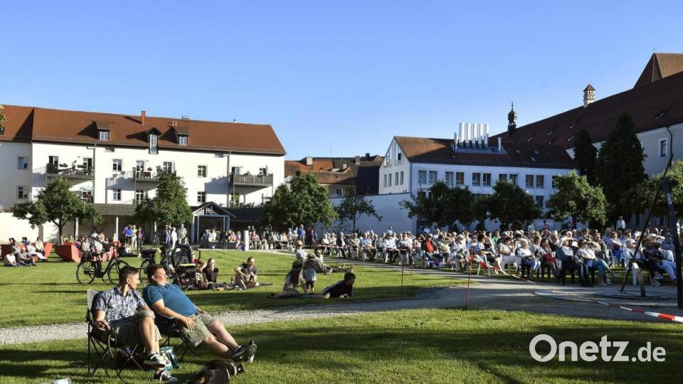 Sonntagsserenade im Maltesergarten. Bild: Petra Hartl