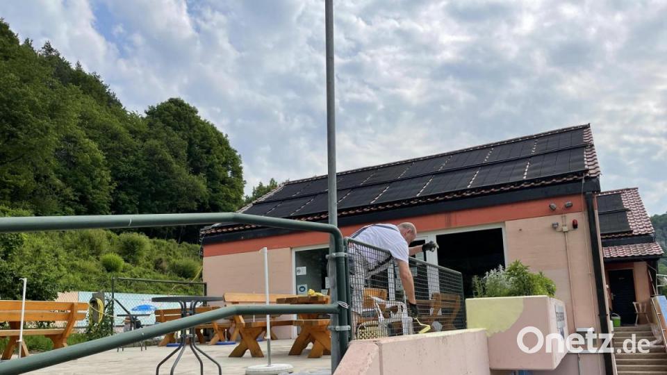 Das Terrassenfreibad in Hirschbach ist bereit für den Saisonstart. Bild: lei