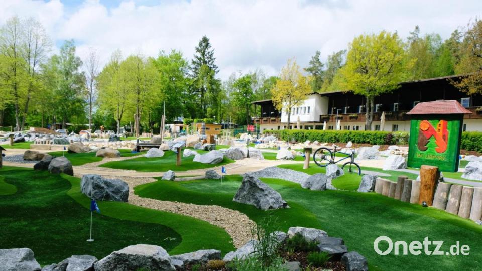 Das Wohlfühl-Panorama des neuen Abenteuer-Golfplatzes ist beeindruckend. Bild: do
