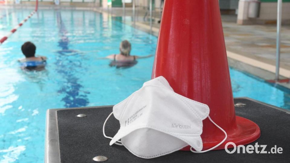 Das Spring- und Schwimmerbecken der Weidener Thermenwelt sind geöffnet. Am Mittwoch, den 30. Juni, sollen alle Bereiche wieder geöffnet werden. Bild: Gabi Schönberger
