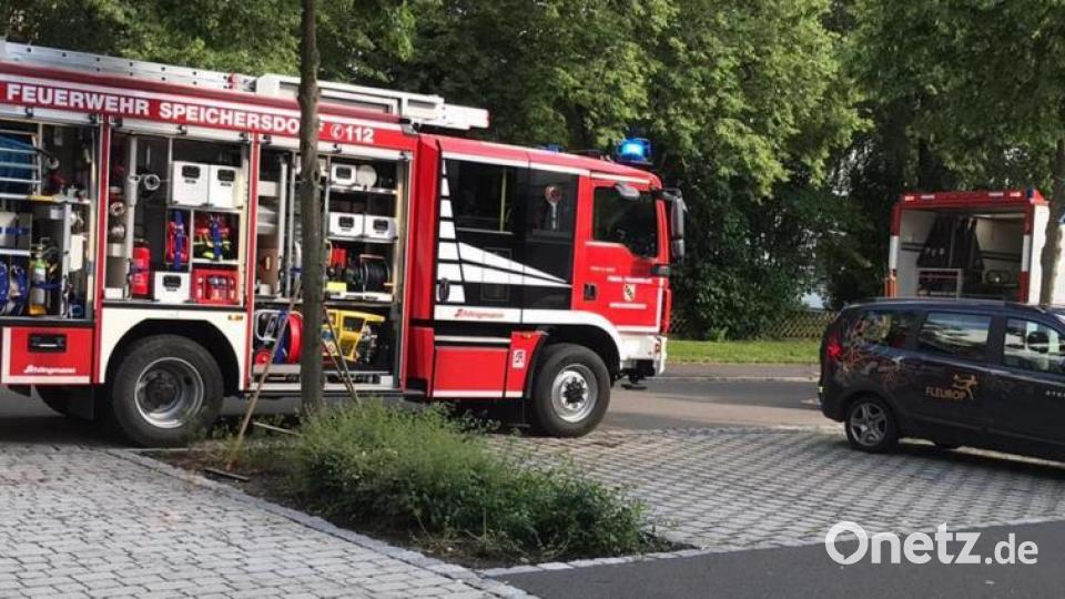 Hunderte Kräfte der rund 16 angerückten Feuerwehren waren zur Bewältigung von circa 80 unwetterbedingten Einsätzen im Gemeindebereich Speichersdorf am Donnerstagnachmittag und -abend stundenlang im Einsatz. Bild: mde