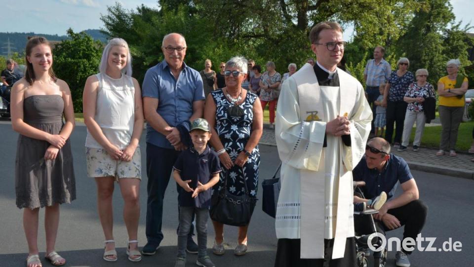 Bastian Neumann mit seiner Familie Bild: jr