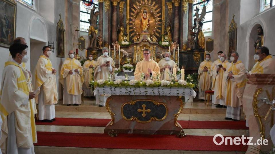 Der Festgottesdienst in der Pfarrkirche. Bild: jr