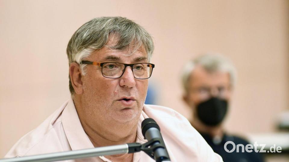 Radl-Rambos sollen zu Fuß gehen, fordert Peter Klein. Bild: Gabi Schönberger