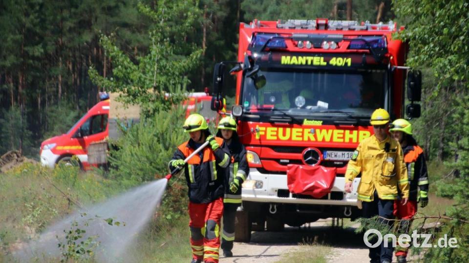 Übung der Kameraden aus Mantel mit @fire Bild: jma