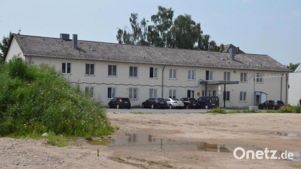 Das bisherige, zweistöckige Sanitätsgebäude soll abgerissen werden. Bild: Kunz