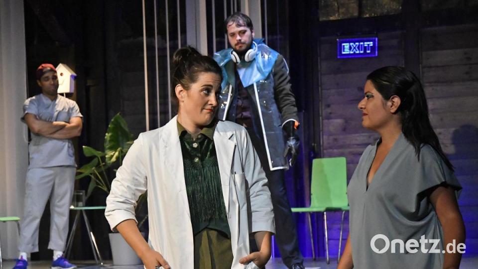 Zu Besuch bei der Generalprobe zur Oper &quot;Insomnia&quot; im Ringlokschuppen in Amberg. Bild: Petra Hartl
