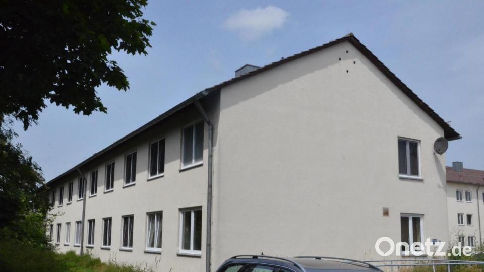 Das bisherige, zweistöckige Sanitätsgebäude soll abgerissen werden. Bild: Kunz