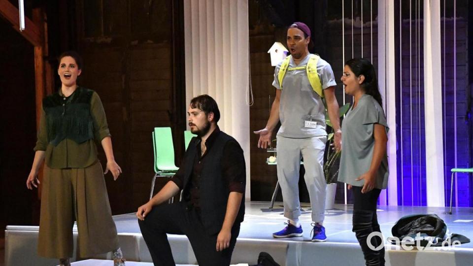 Zu Besuch bei der Generalprobe zur Oper &quot;Insomnia&quot; im Ringlokschuppen in Amberg. Bild: Petra Hartl