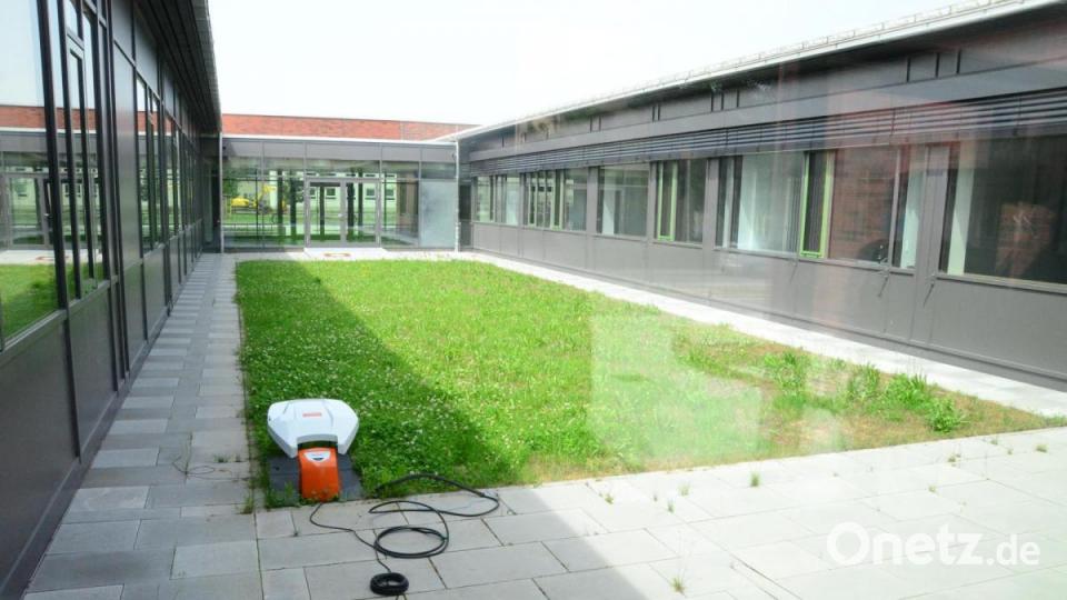 Der Innenhof des neuen Sanitäts-Versorgungs-Zentrums. Bild: Kunz