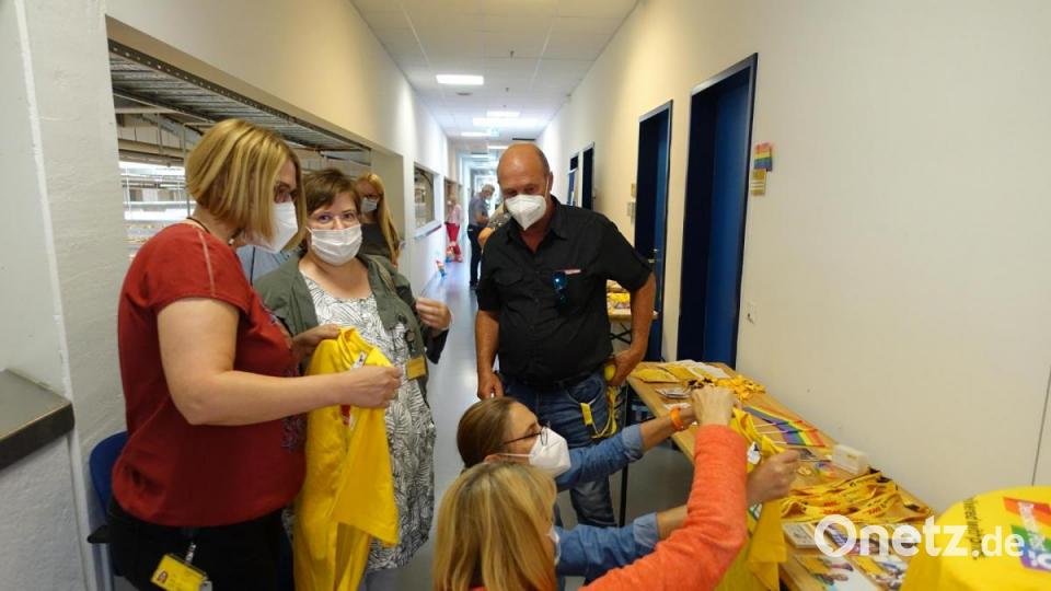 Global Volunteer Day in der Philatelie Weiden im Zeichen von Toleranz. Bild: ui