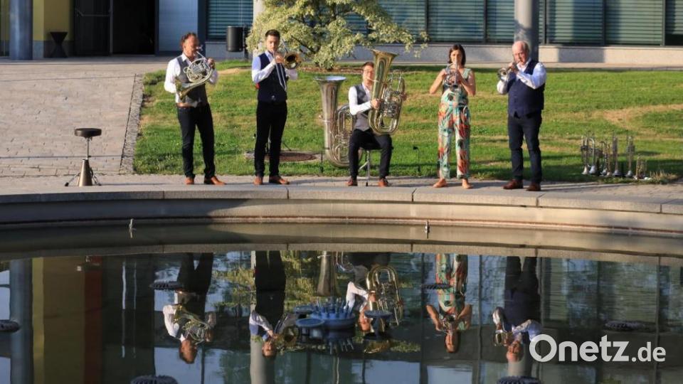Sommerreise von Harmonic Brass im Stadtpark. Bild: njn