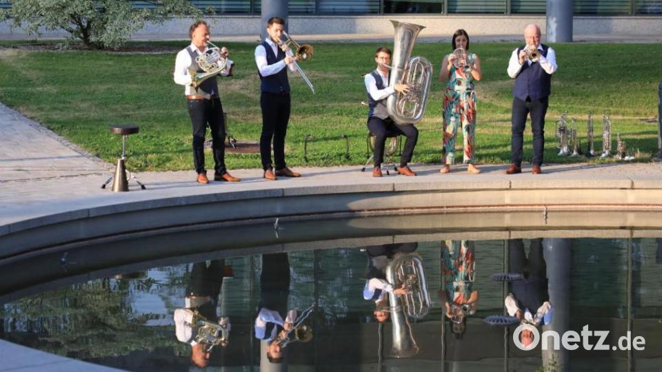 Sommerreise von Harmonic Brass im Stadtpark. Bild: njn