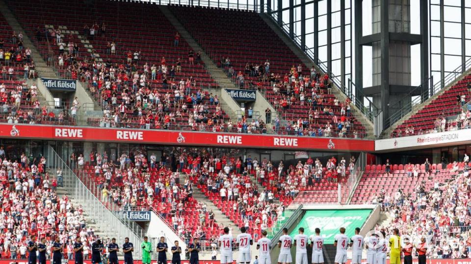 Der deutsche Fußball trauert um Gerd Müller. Der als "Bomber der Nation" gepriesene ehemalige Weltklasse-Torjäger ist tot. Bild: Rolf Vennenbernd