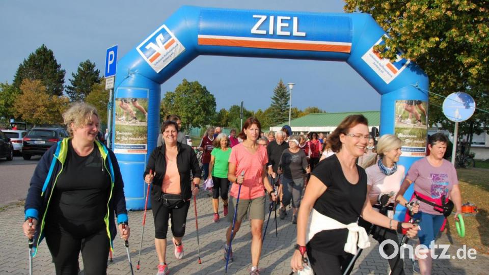 Nicht die Zeit ist das Ziel bei der ersten Auflage von Kümmersbruck walkt. Bild: gsp