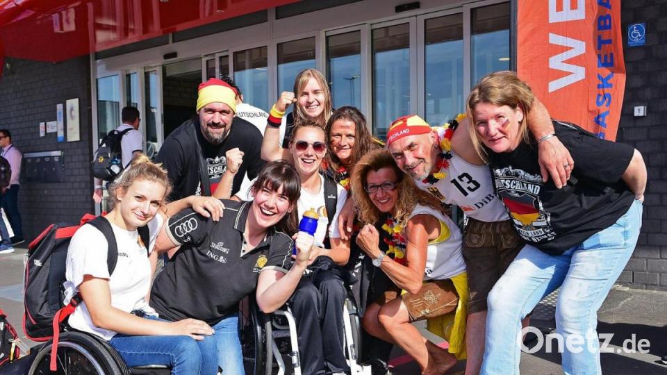 Unterstützung bekommt Svenja Mayer von ihren Freunden und ihrer Familie, ihren Teamkolleginnen und -kollegen. Bild: Svenja Mayer/privat/exb
