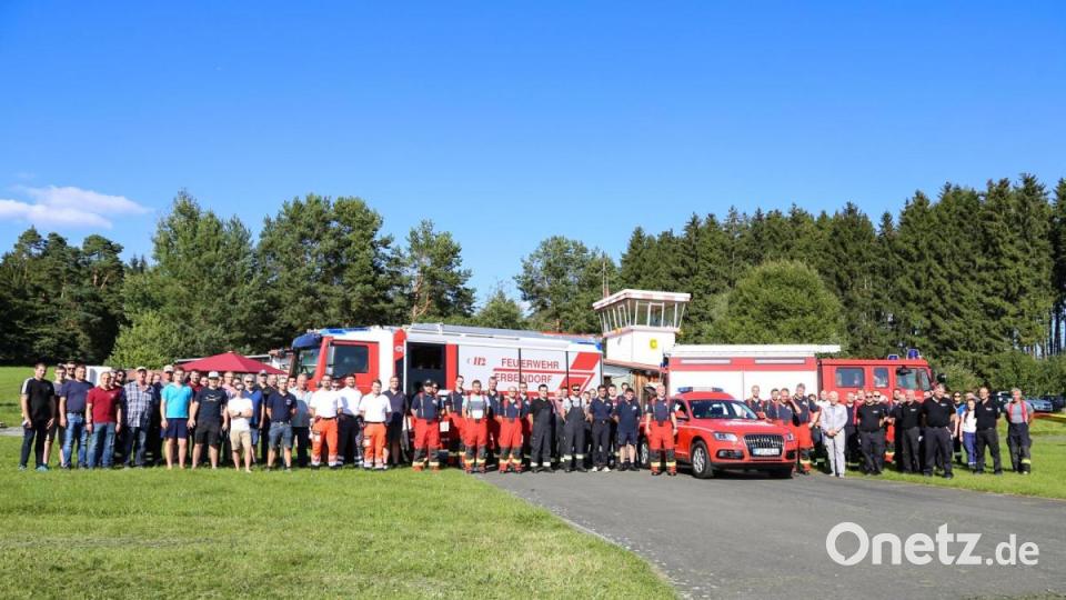 Die Übungsteilnehmer (Freitagsgruppe) stellten sich noch zum Gruppenfoto auf. Bild: Roland Wellenhoefer