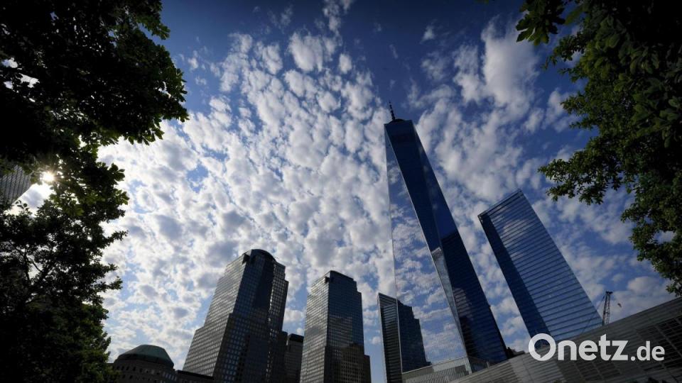 Juni 2018: Blick auf das One World Trade Center (1 WTC, 2. von rechts) und umliegende Hochhäuser. 1 WTC ist das höchste Gebäude der Stadt und wurde zwischen 2006 und 2014 an der Stelle des zerstörten WorldlTrade Centers errichtet. Archivbild: Yorick Jansens/BELGA/dpa